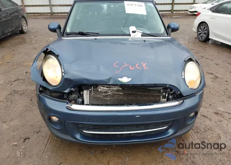 2011 Mini Cooper Clubman from USA, damaged, VIN WMWZF3C51BTY00710
